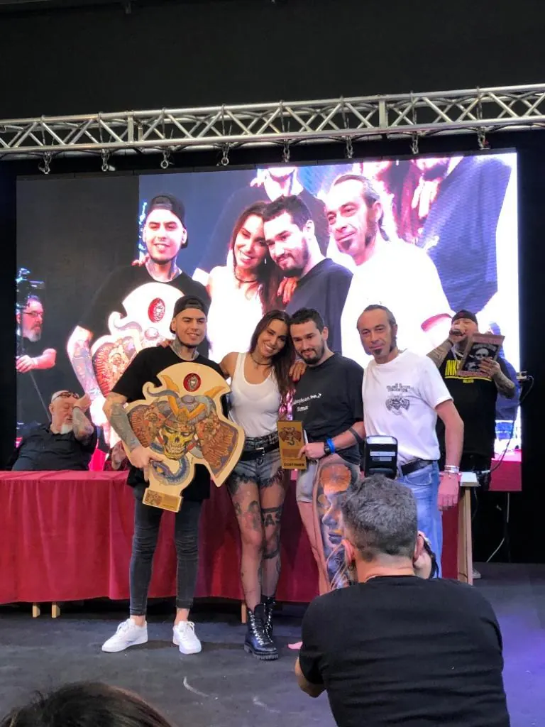 Premio o reconocimiento de Waler Montero 4