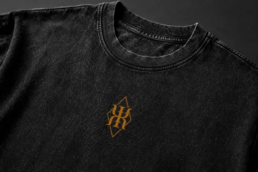 Detalle de Remera NOCTURNAL