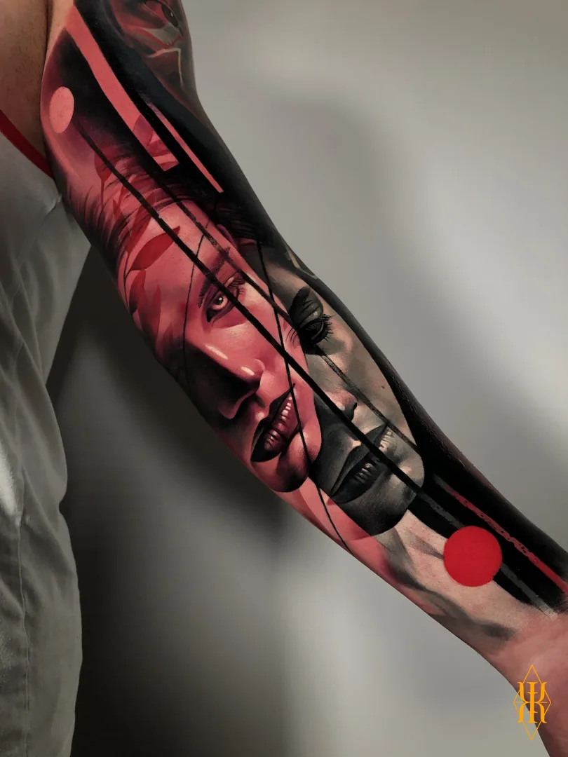 Trabajo seleccionado: brazo en rojo y negro